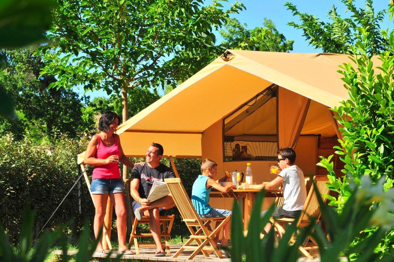 Camping Capfun La Breteche Les Épesses Exterior foto